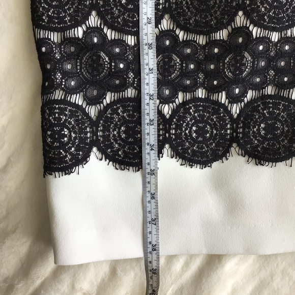 Anne Klein White/ Ivory with Black Lace Overlay Sleeveless Dress size 4 - Picture 7 of 7